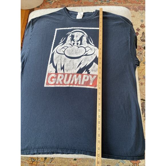 Vintage 90s Disney Grumpy Snow White Graphic T Shirt XXL Mens Tee Gray Black - Picture 3 of 8